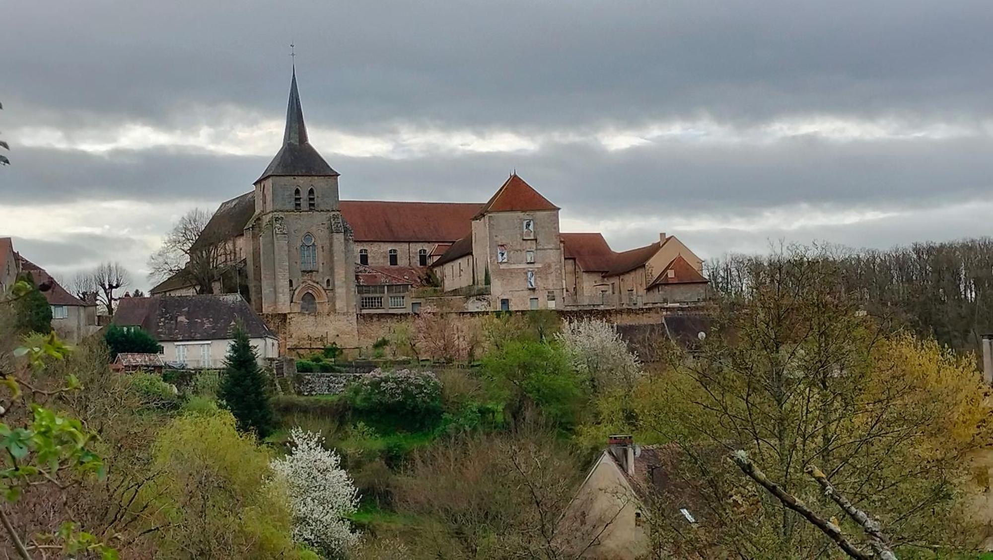 Gite "La Petite" Saint-Benoit-du-Sault Dış mekan fotoğraf