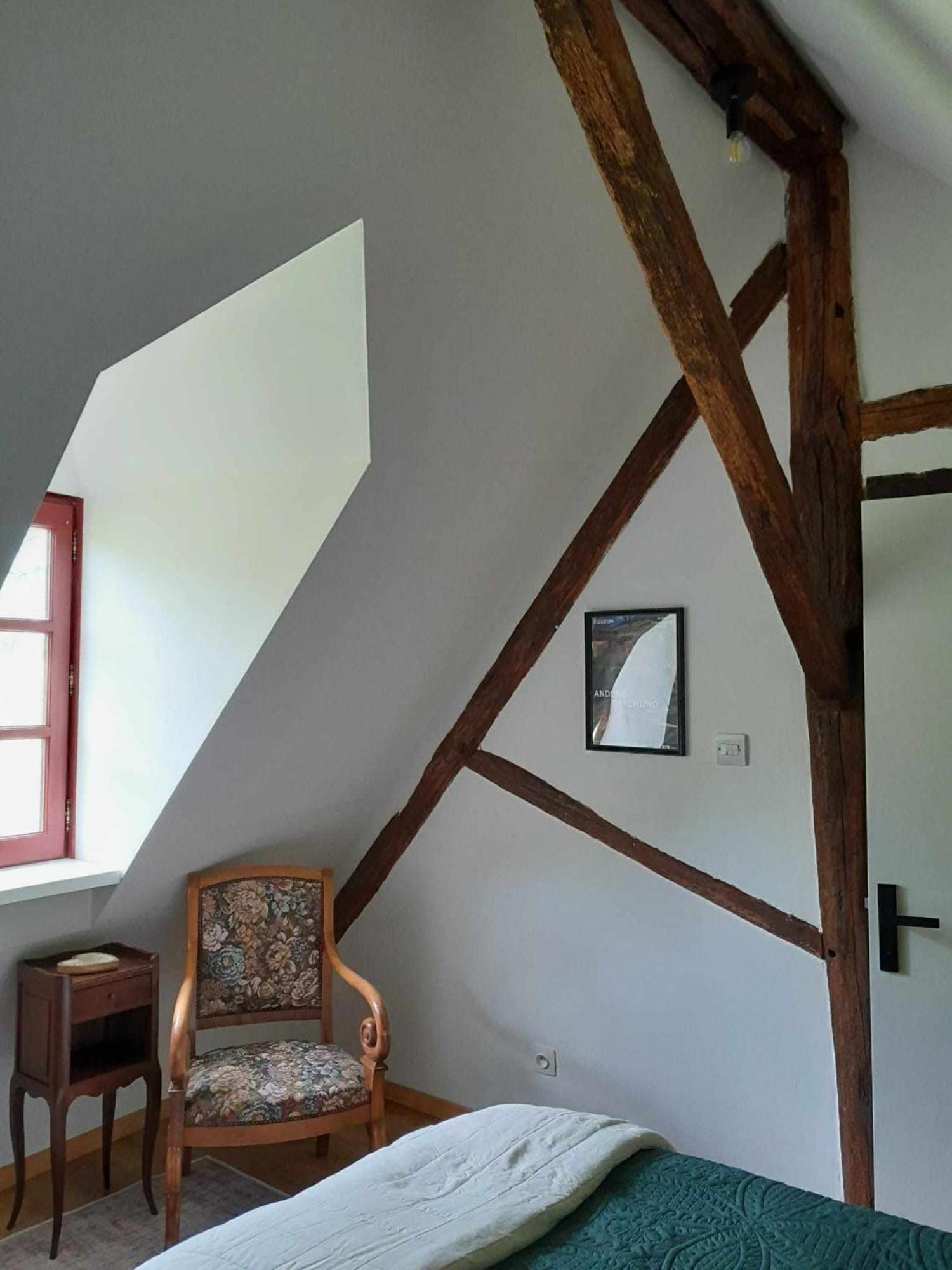 Gite "La Petite" Saint-Benoit-du-Sault Dış mekan fotoğraf